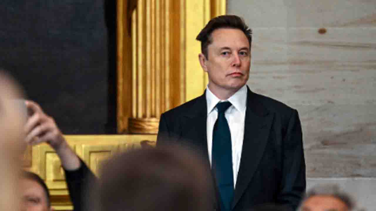 Elon Musk Aides Lock Federal Workers Out of Key Data Systems at U.S. HR Agency